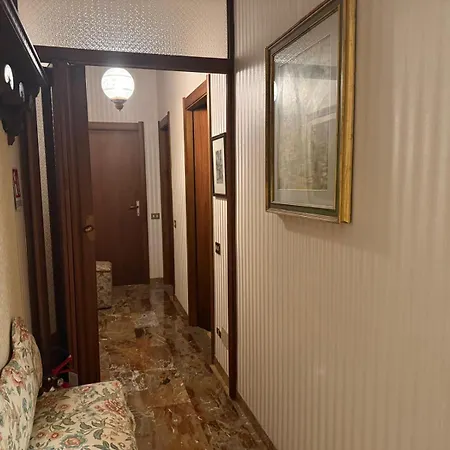 La Casa Del Papa' * Chiavari